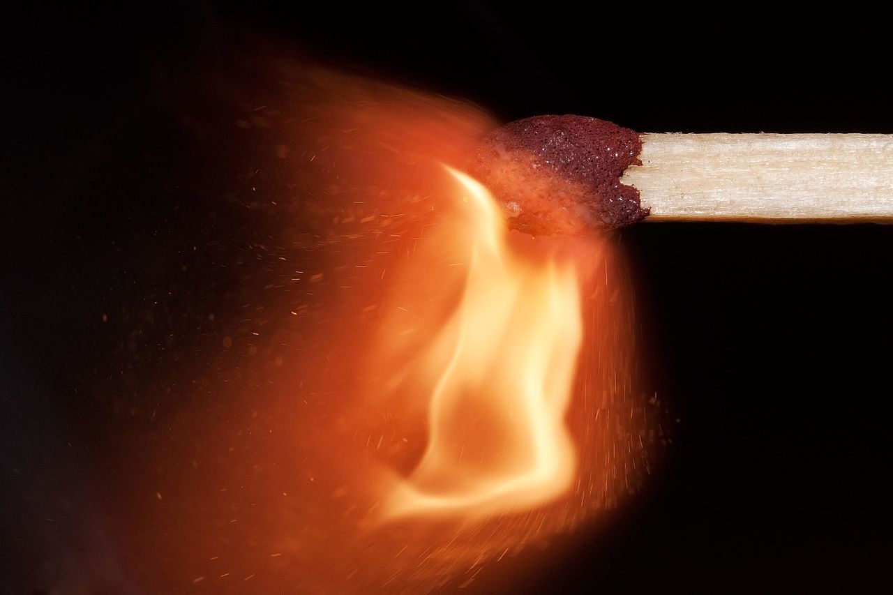 Ignition of a match. Credit https://commons.wikimedia.org/wiki/File:Match_Ignition_02.jpg