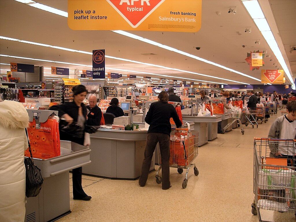 Supermarket check out Sainsbury's supermarket, East Dulwich, London. Credit https://commons.wikimedia.org/wiki/File:Supermarket_check_out.JPG